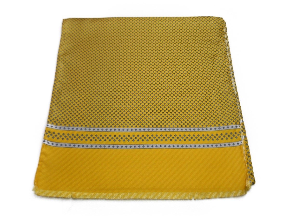 SCIARPA SETA uomo GIALLA MAN silk scarf DISEGNI CLASSICI OFFERTA DA NEGOZIO SPEC - Foto 9 di 13